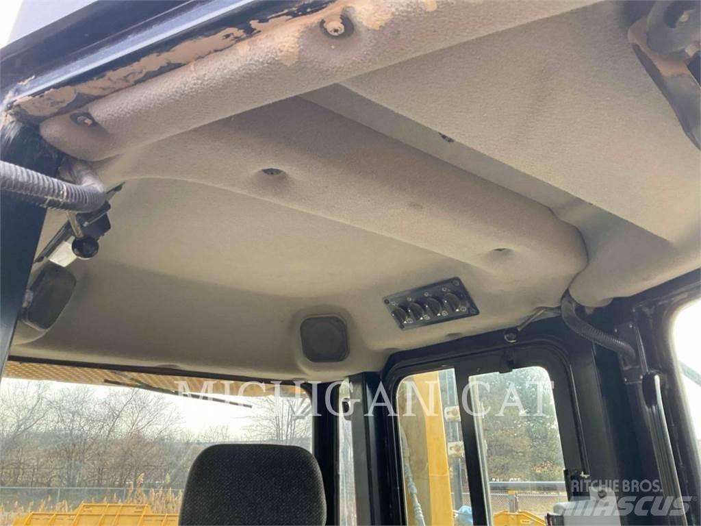 CAT D6TL AHZ24F 履帶推土機