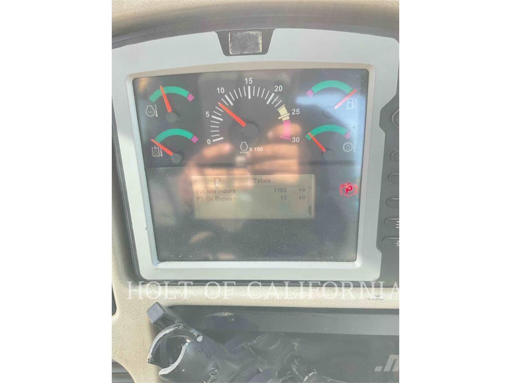 CAT D6TLGP 履帶推土機