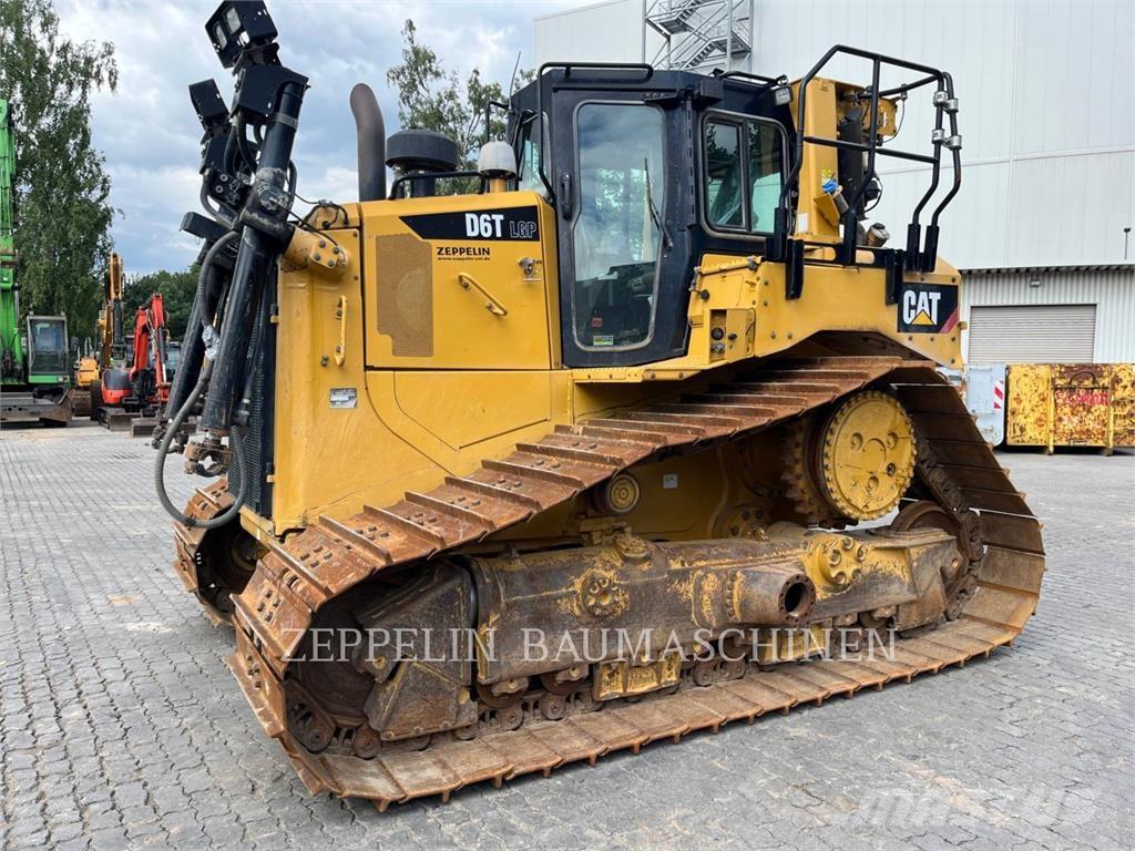 CAT D6TM 履帶推土機