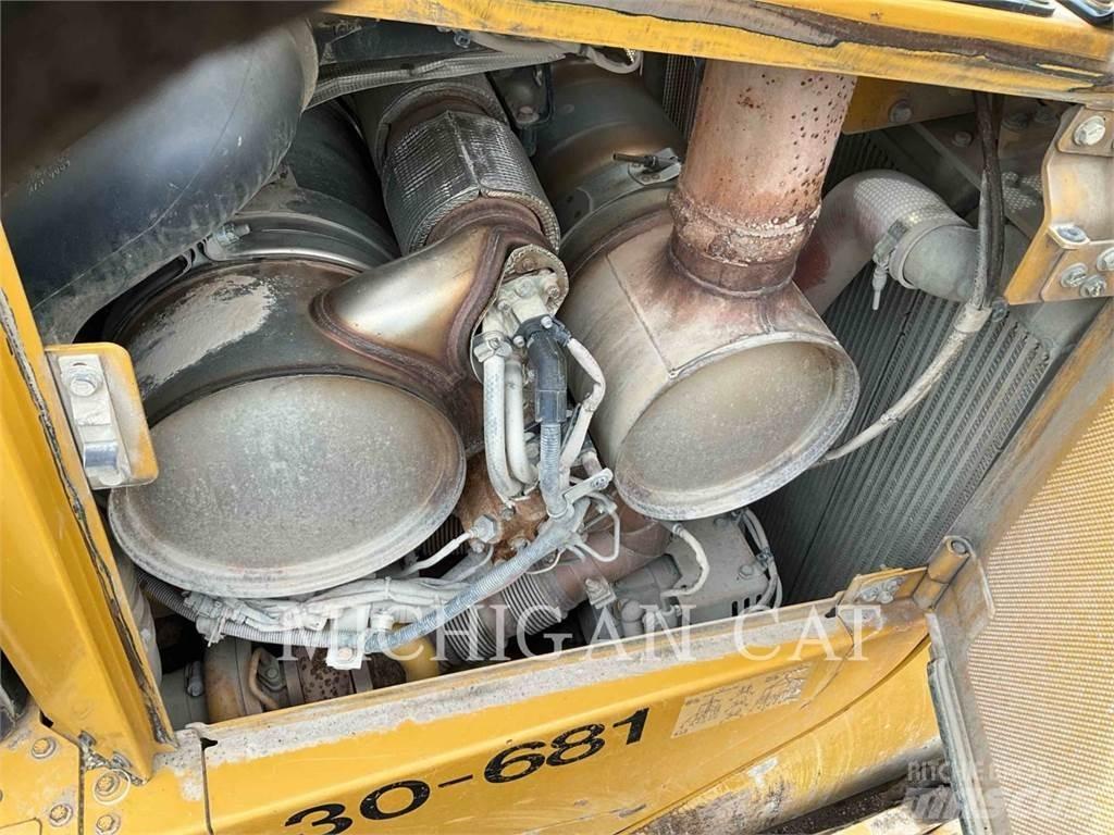 CAT D6TXW VZ24F 履帶推土機
