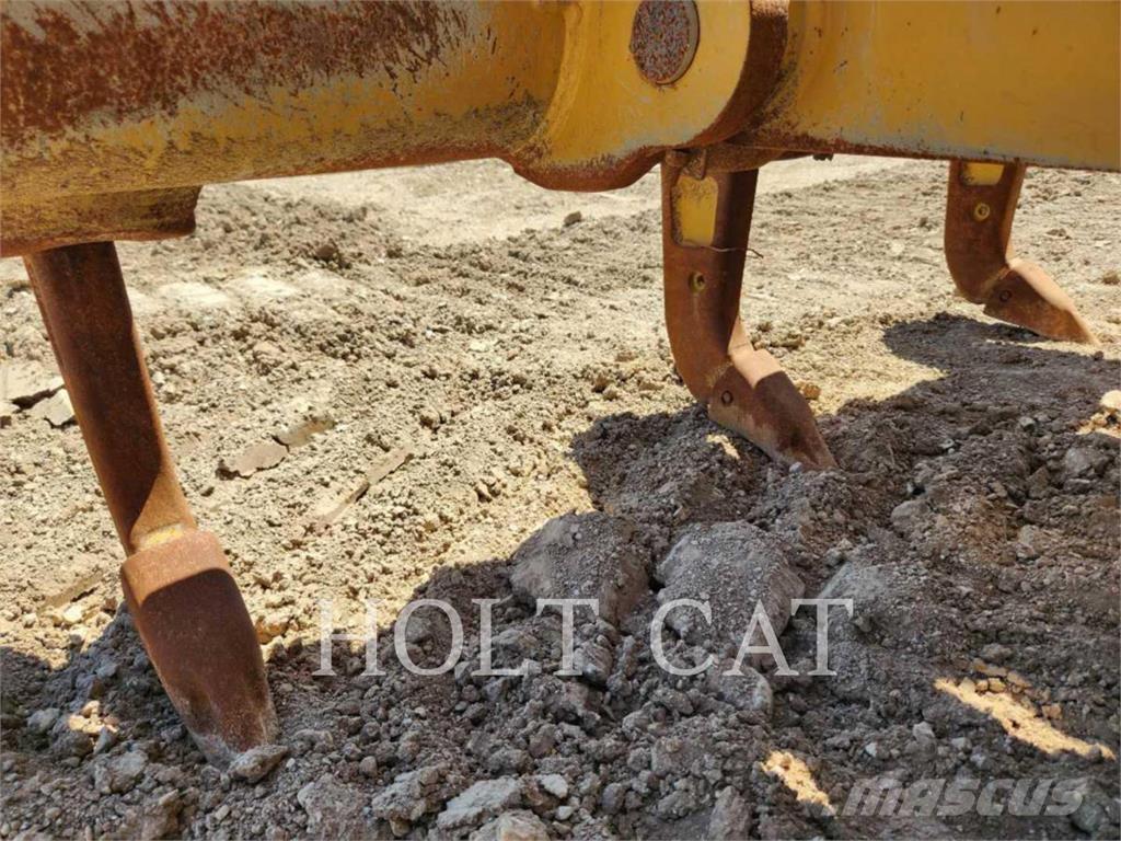 CAT D6XELGPVP3 履帶推土機