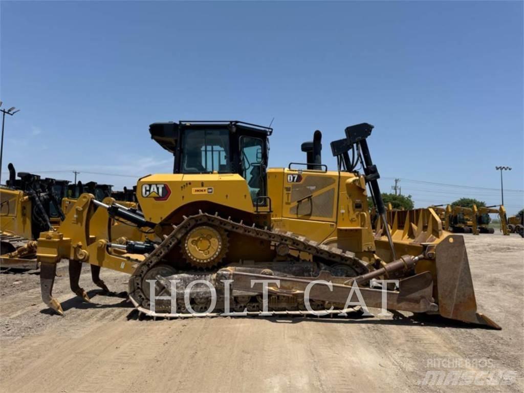 CAT D7 履帶推土機