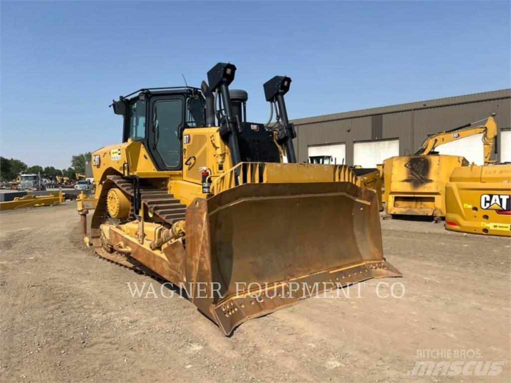 CAT D7 履帶推土機