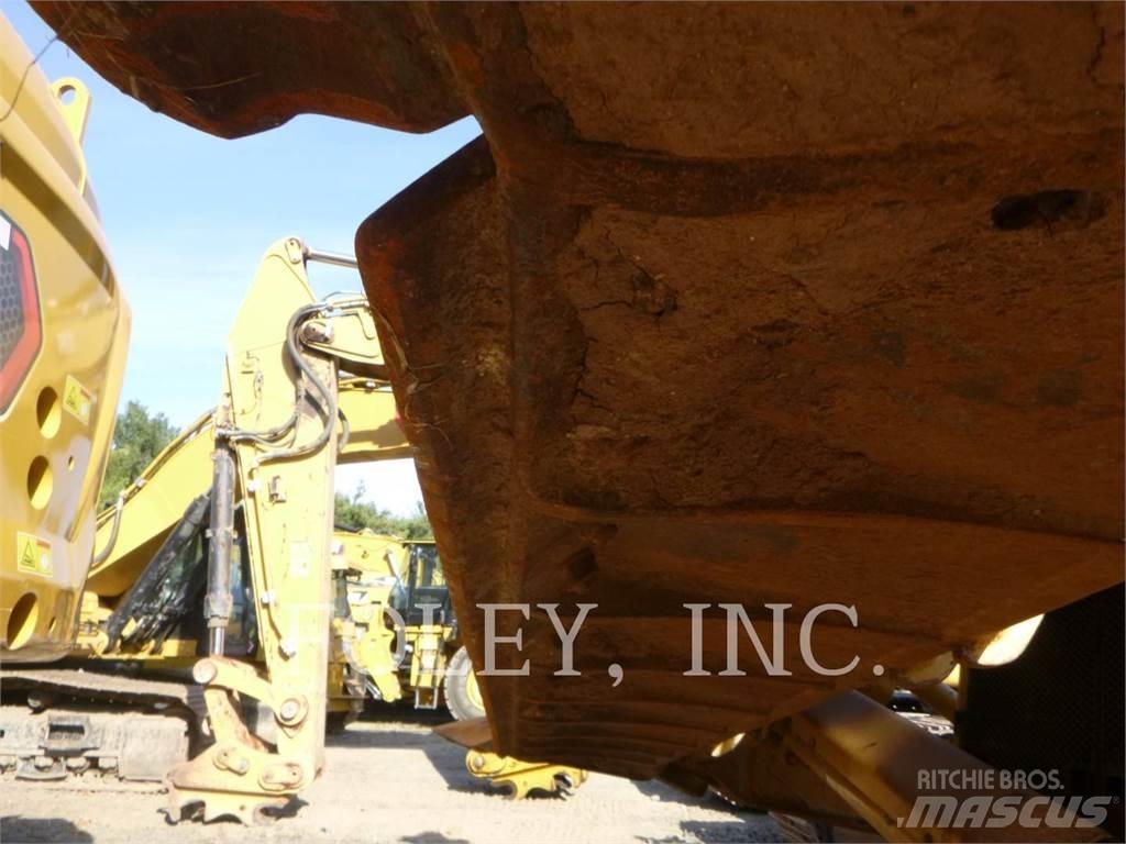 CAT D7-17 履帶推土機