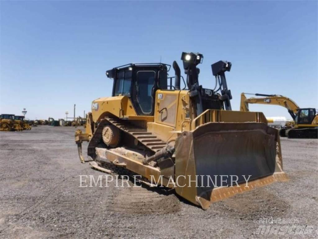 CAT D7-17 履帶推土機