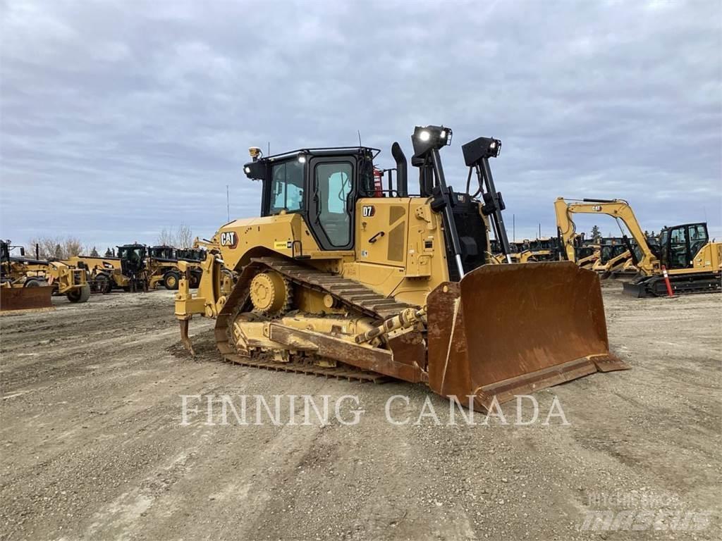 CAT D7-17 履帶推土機