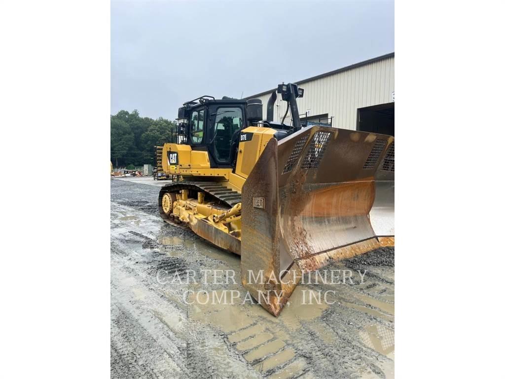 CAT D7E 履帶推土機