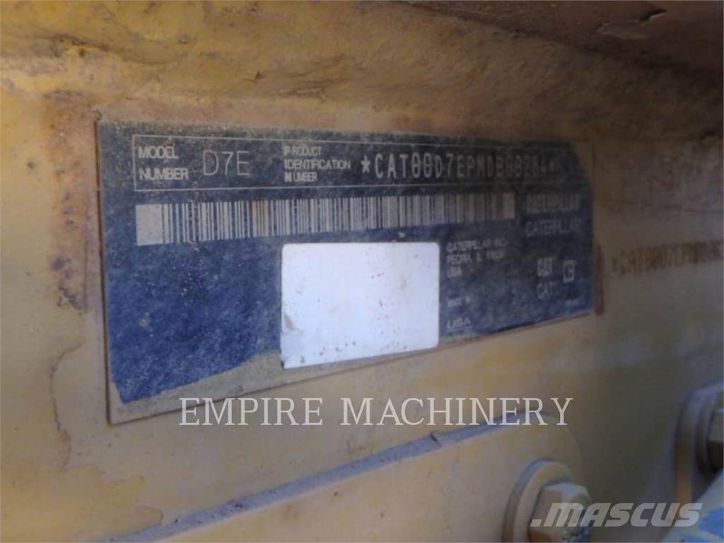 CAT D7E 履帶推土機