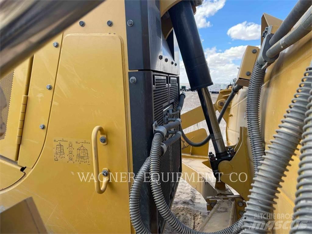 CAT D7E 履帶推土機