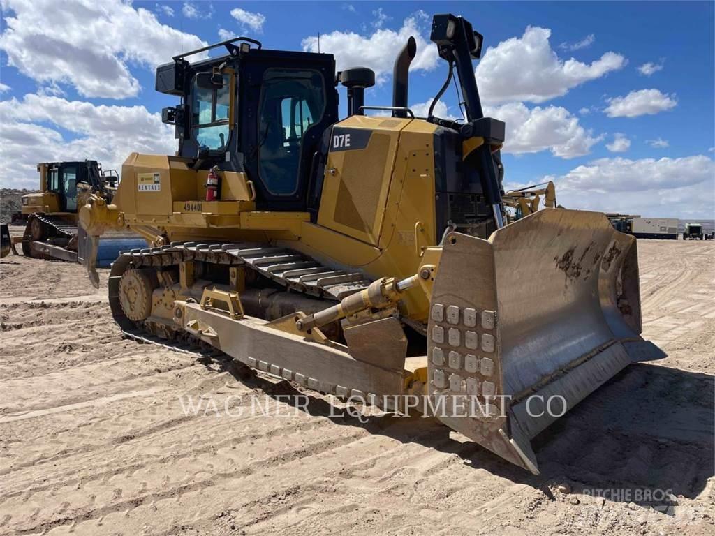 CAT D7E 履帶推土機