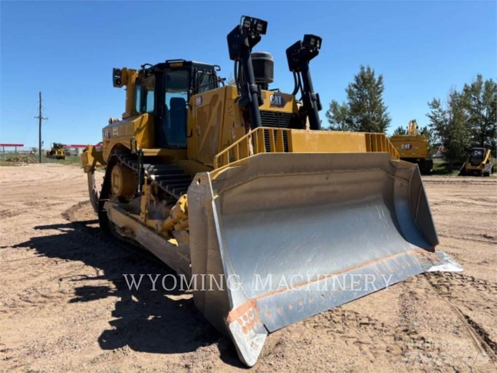CAT D8 履帶推土機
