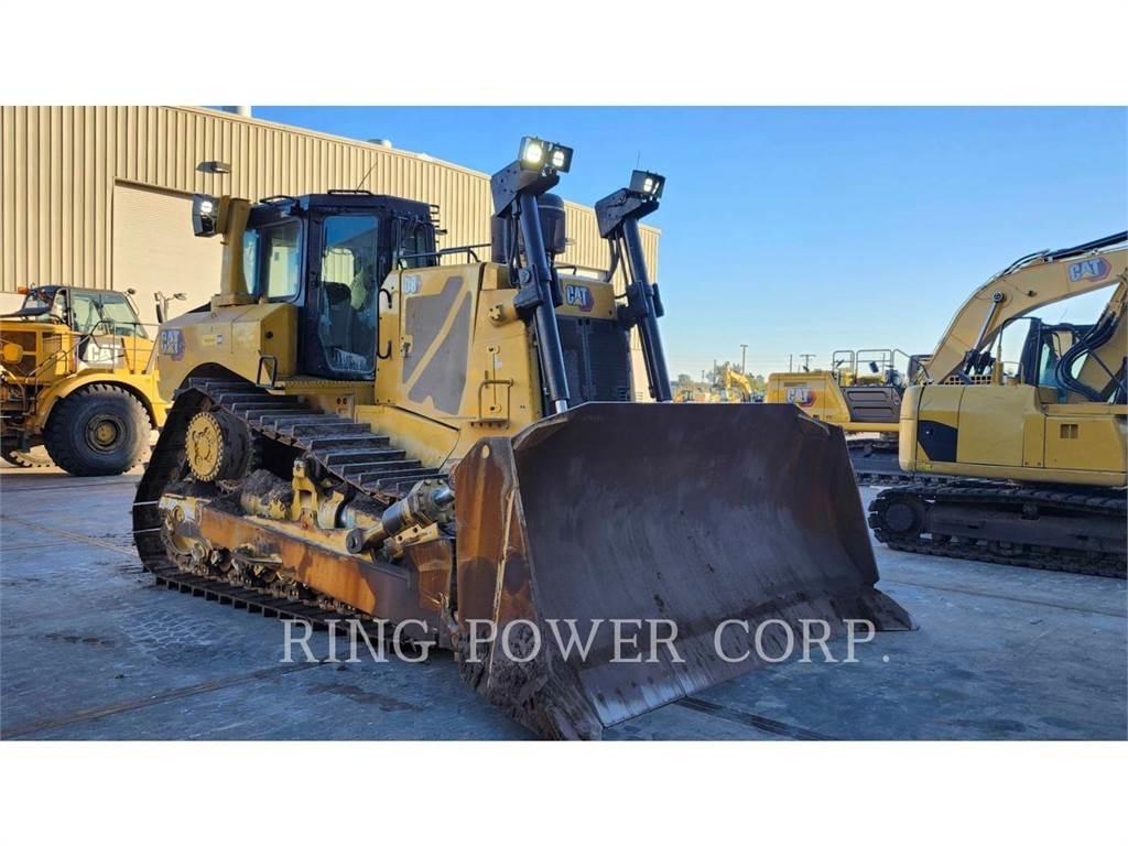 CAT D8 履帶推土機