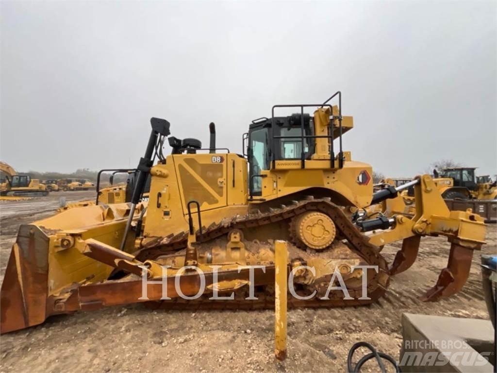 CAT D8 履帶推土機