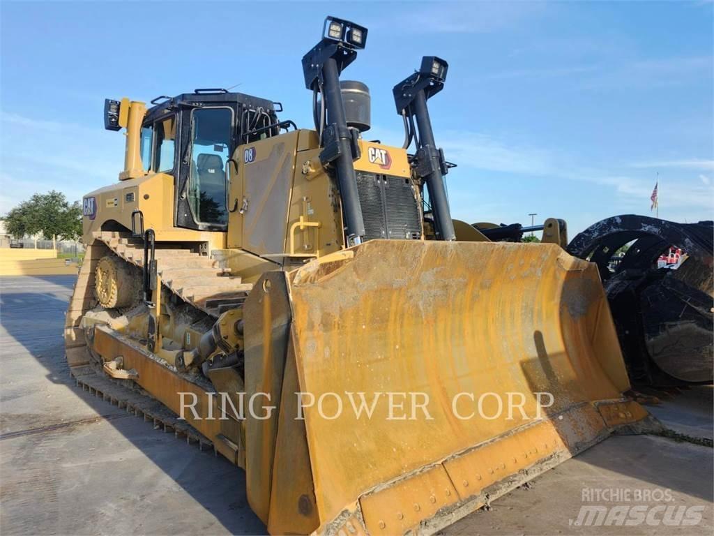 CAT D8 履帶推土機