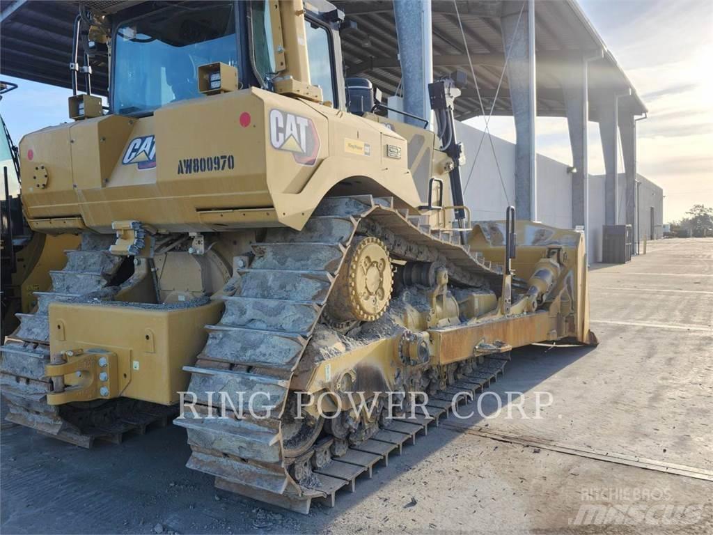 CAT D8 履帶推土機
