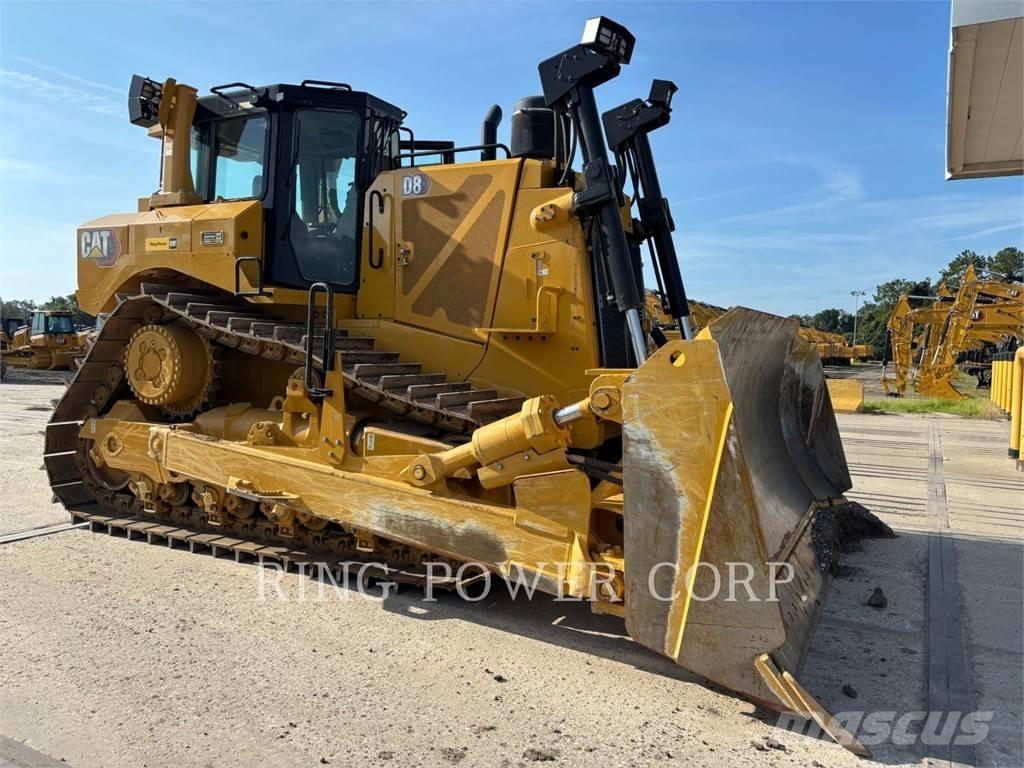 CAT D8 履帶推土機