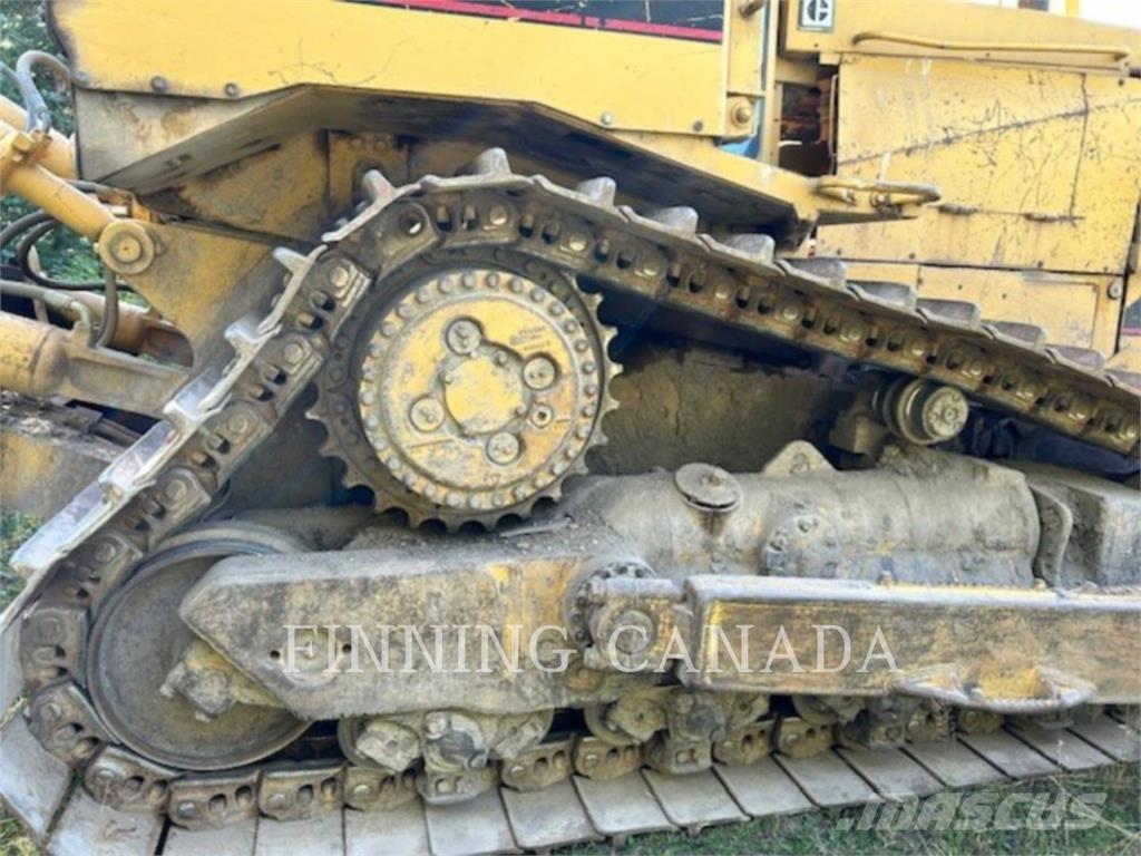 CAT D8N 履帶推土機