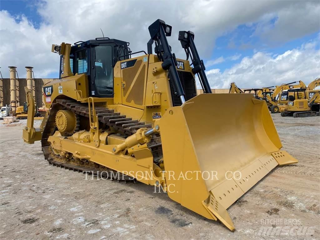 CAT D8T 履帶推土機