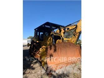 CAT D8T 履帶推土機