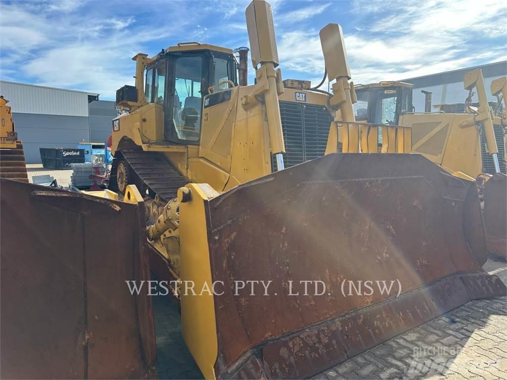CAT D8T 履帶推土機