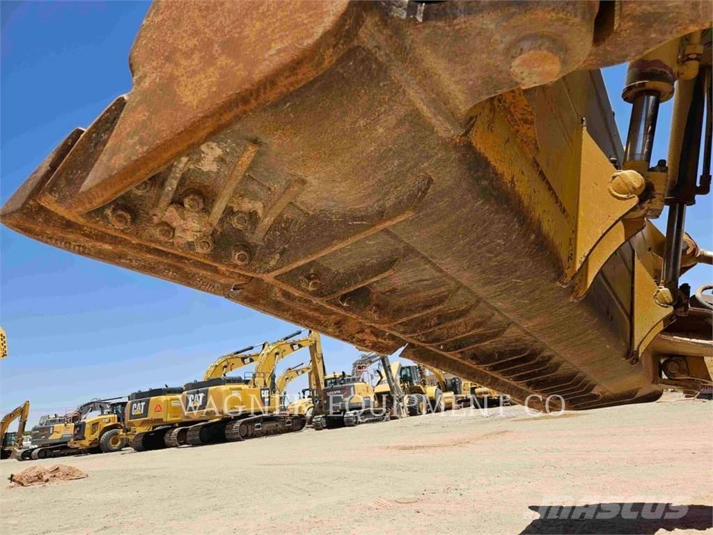 CAT D8T 履帶推土機