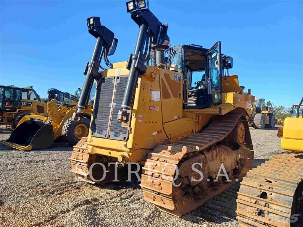 CAT D8T 履帶推土機
