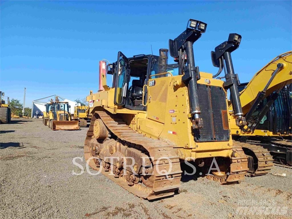 CAT D8T 履帶推土機