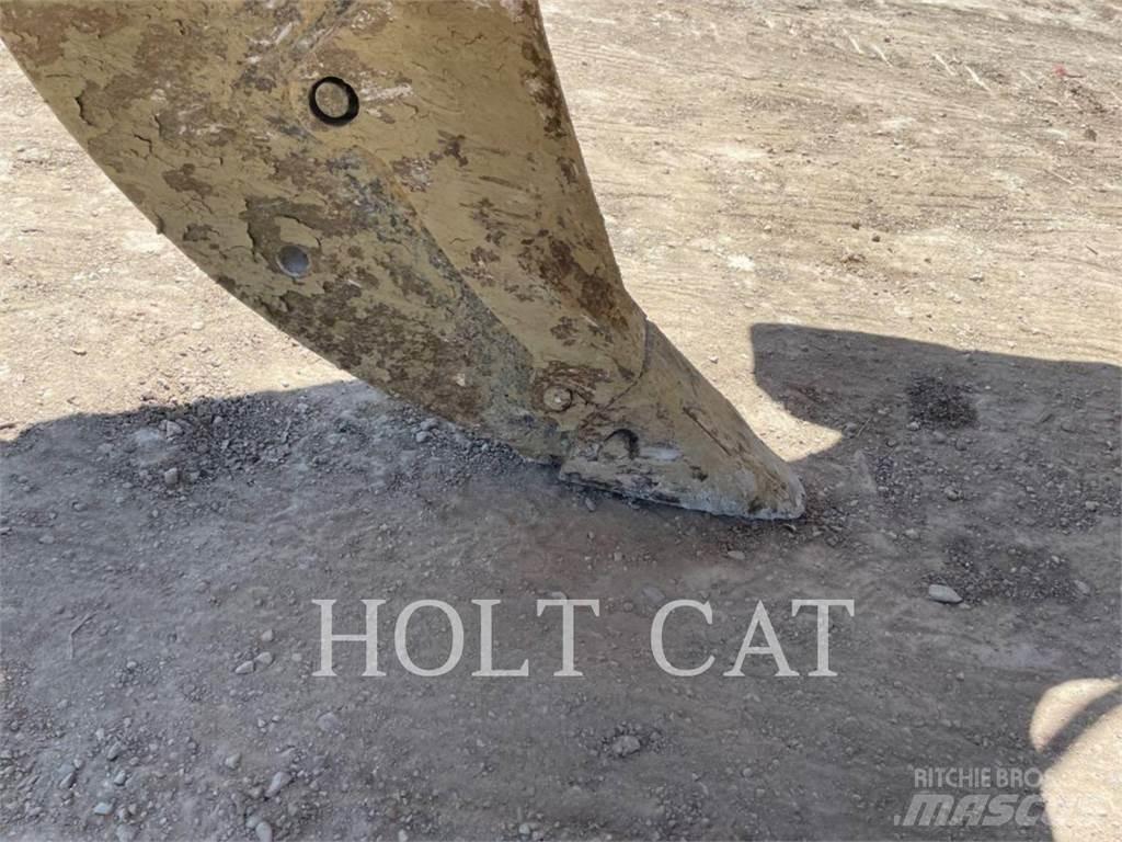 CAT D8T 履帶推土機