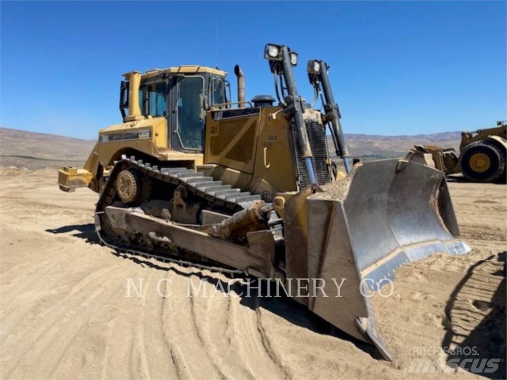 CAT D8T 履帶推土機