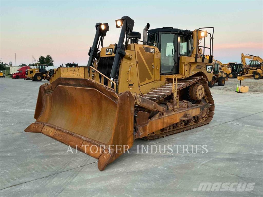 CAT D8T 履帶推土機