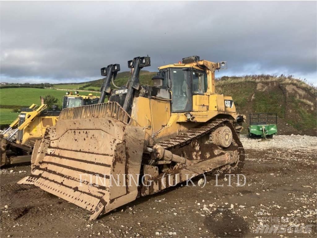CAT D9 履帶推土機