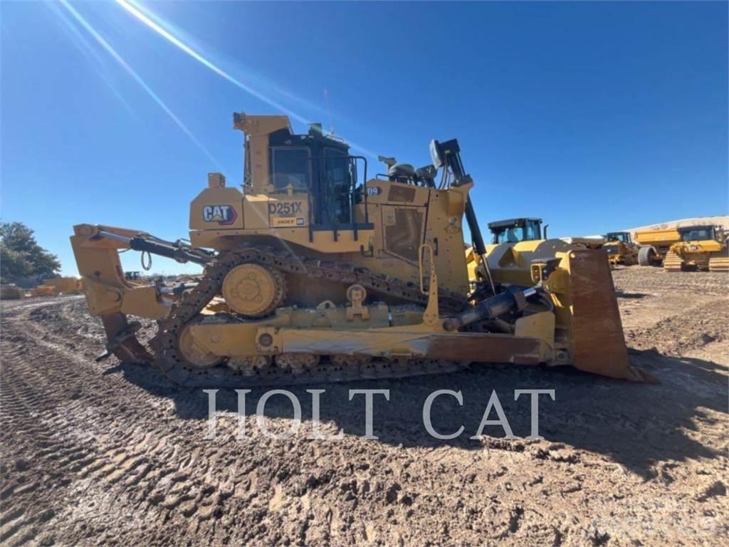 CAT D9 履帶推土機