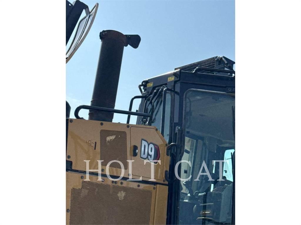 CAT D9 履帶推土機
