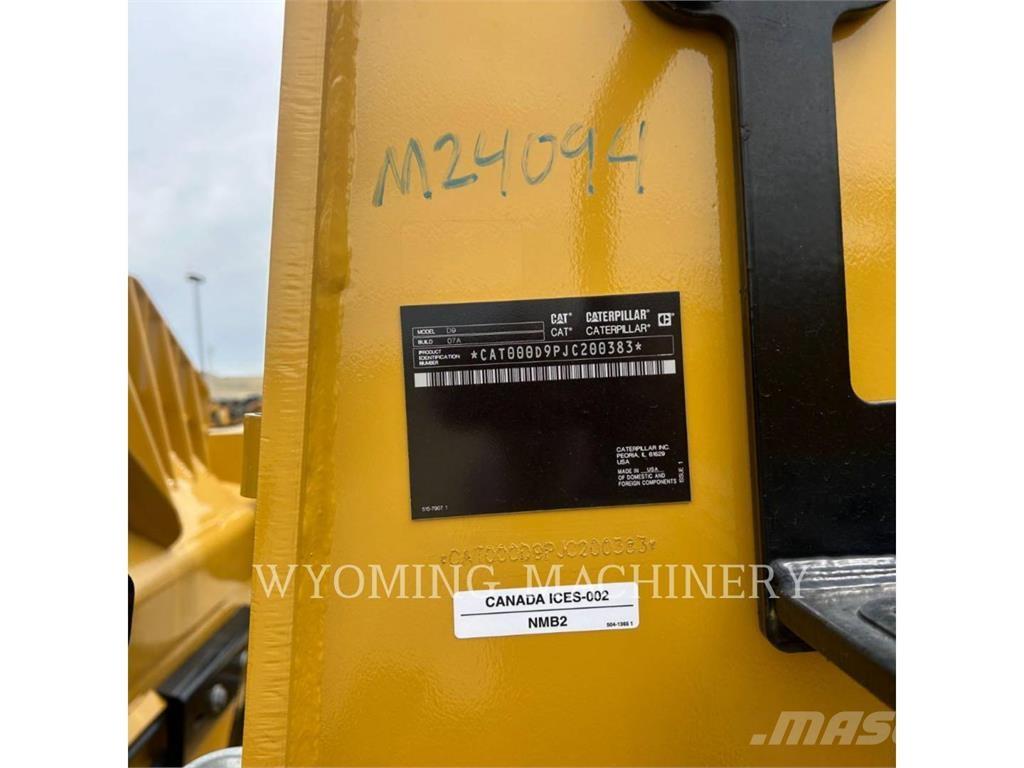 CAT D9 履帶推土機