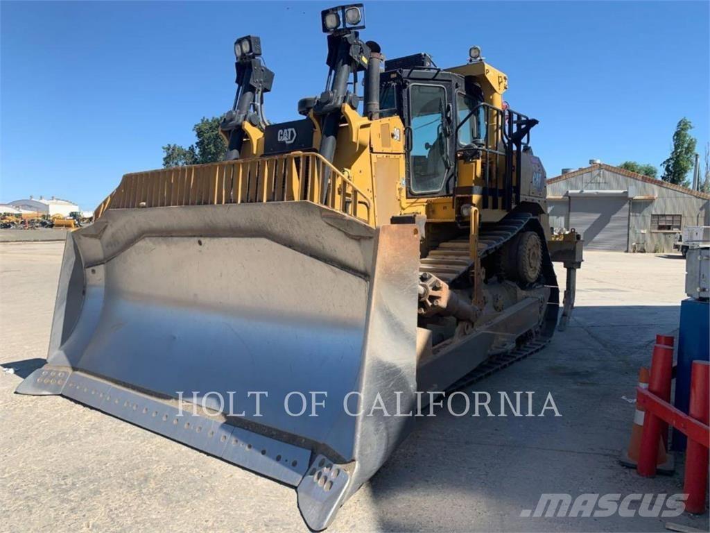 CAT D9 履帶推土機