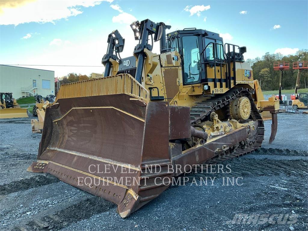 CAT D9 履帶推土機