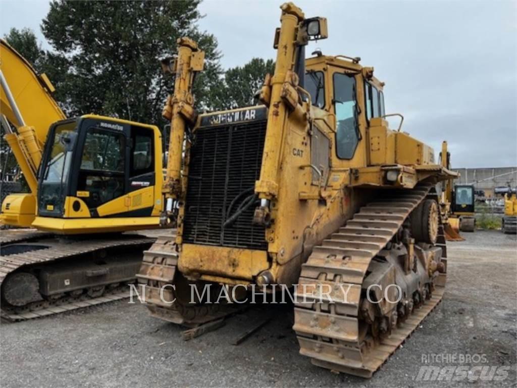 CAT D9N 履帶推土機
