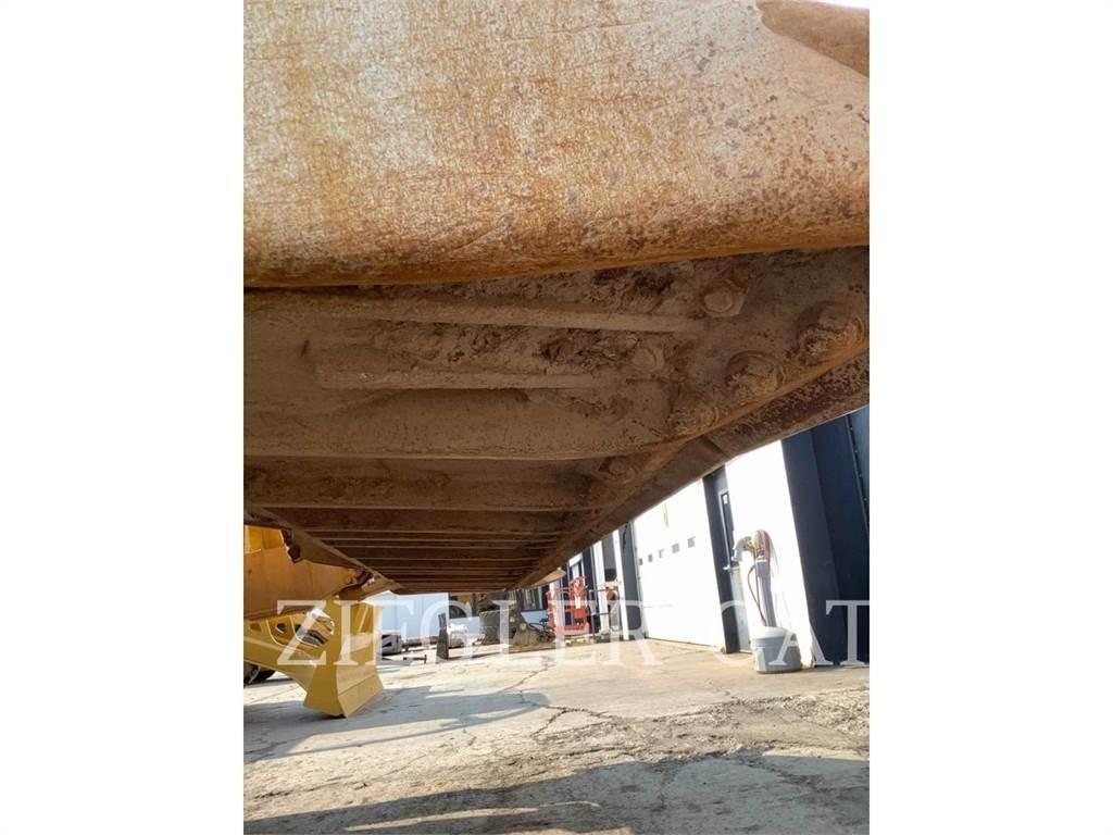 CAT D9T 履帶推土機