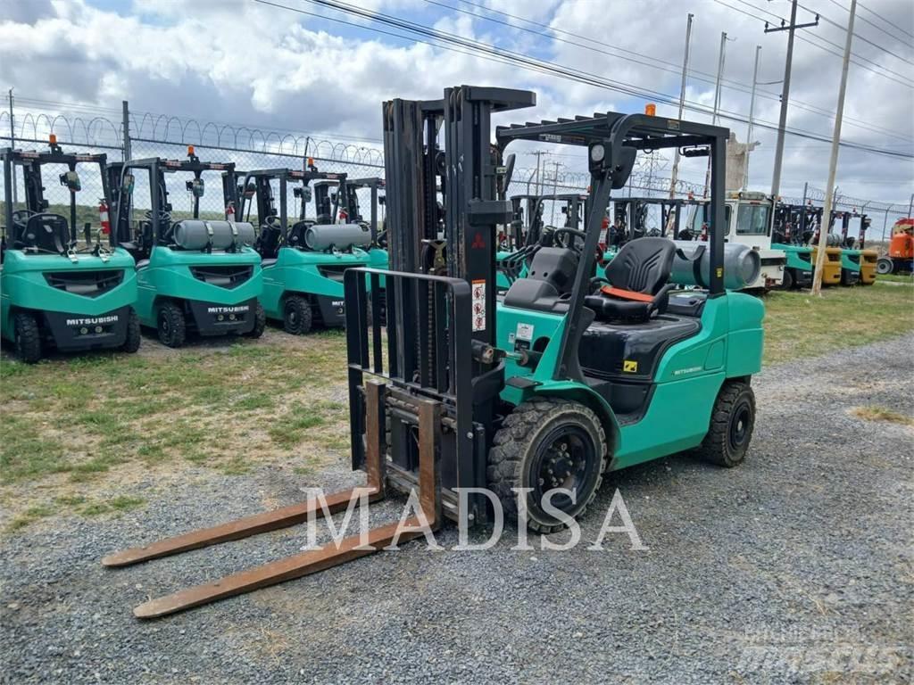 CAT FG30N5-GLE 堆高機(叉車)-其他