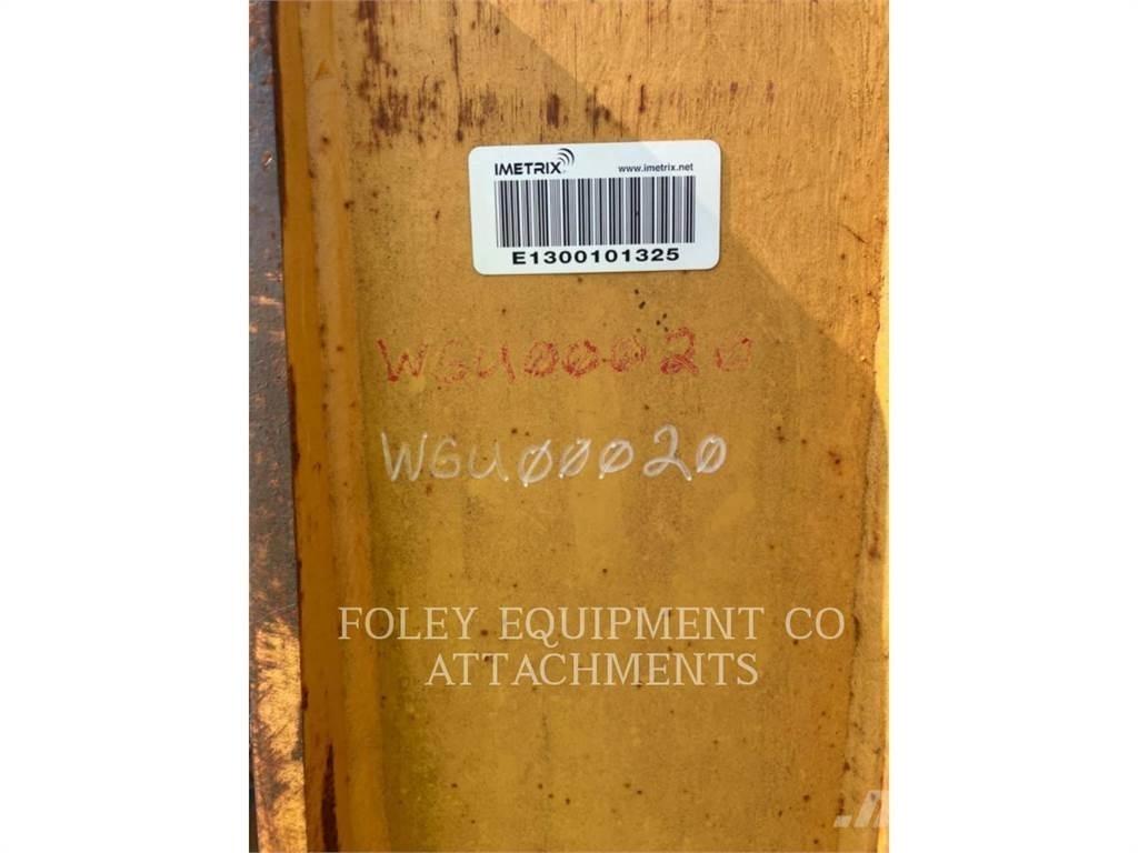 CAT FK38P60 輪胎式裝載機