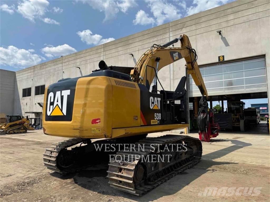 CAT FM538 林業用曳引機