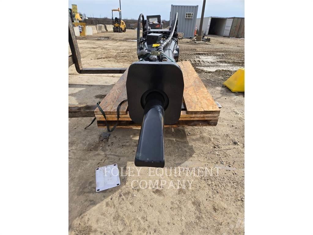CAT H180DS 鐵鎚/碎石機