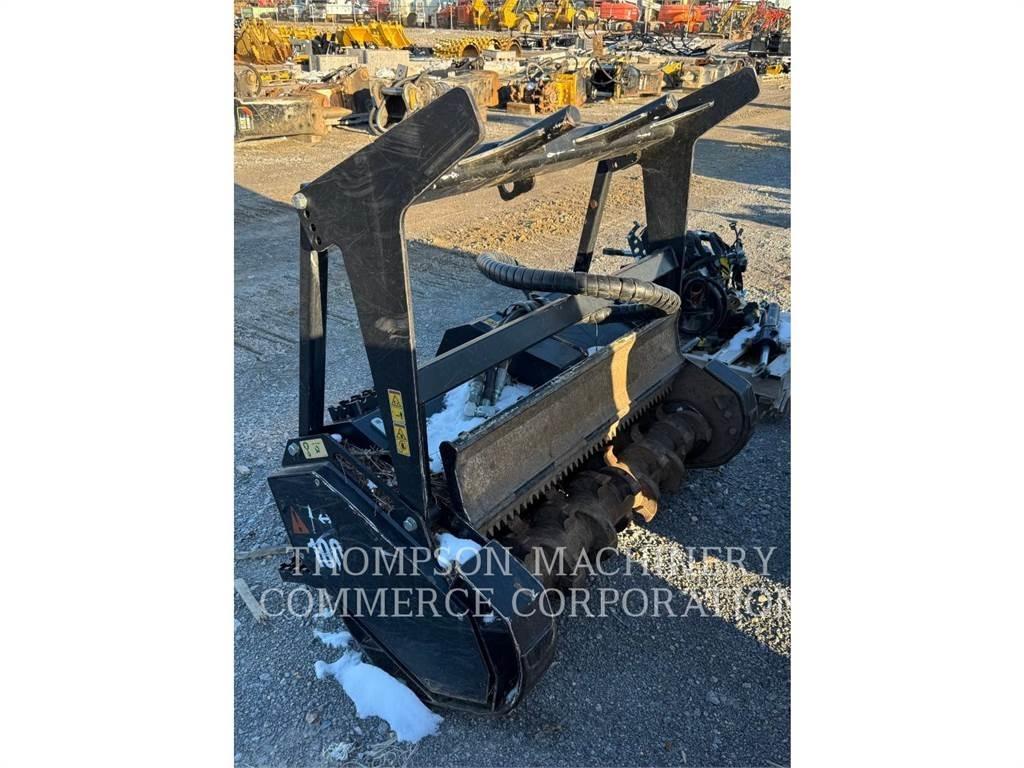 CAT HM112C 林業覆蓋機