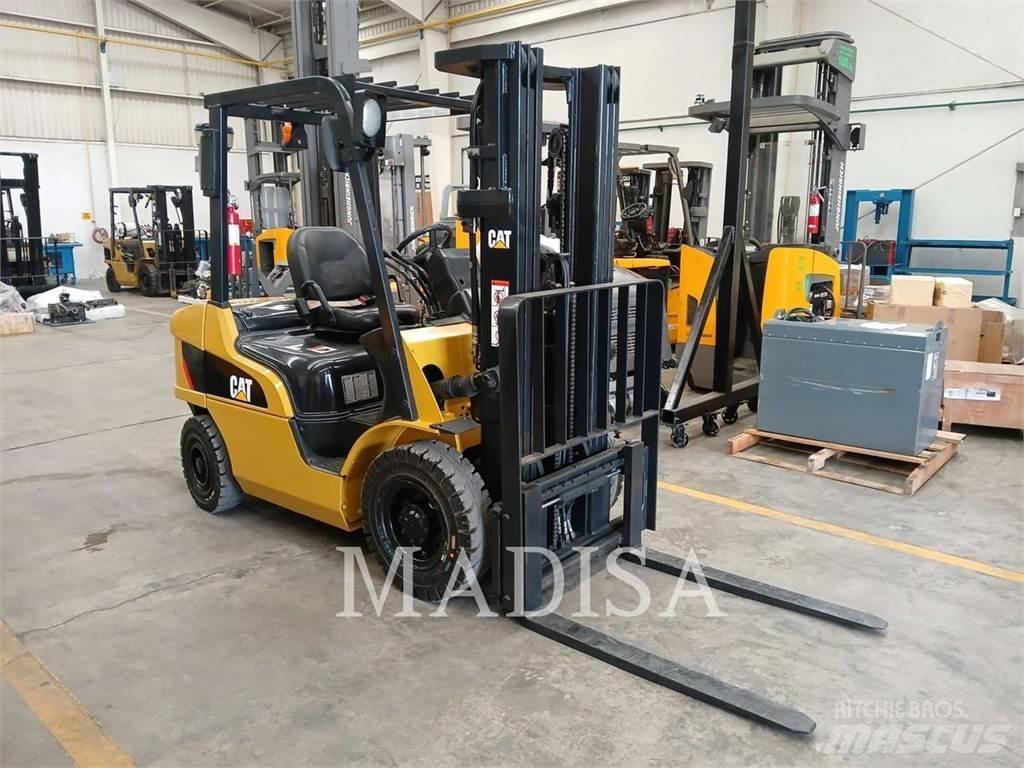 CAT LIFT TRUCKS DP25NM5 堆高機(叉車)-其他