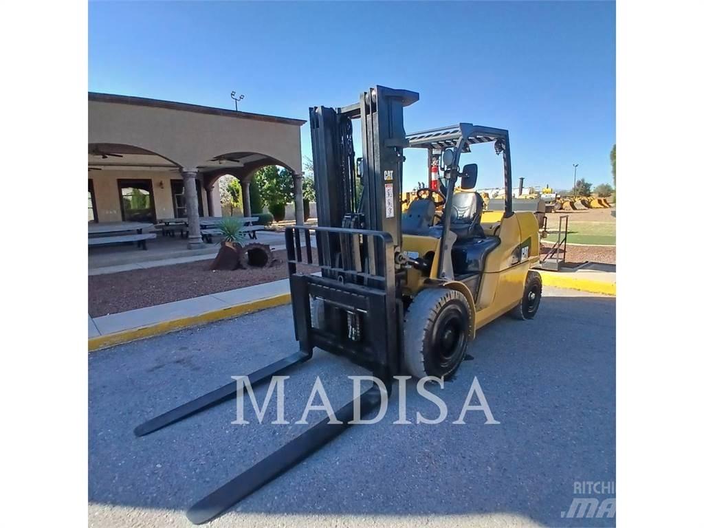 CAT LIFT TRUCKS DP50NM1 柴油卡車