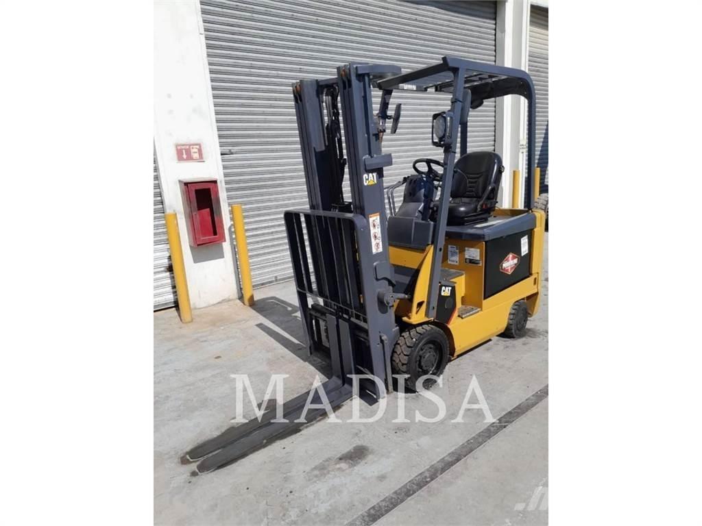 CAT LIFT TRUCKS E3500 堆高機(叉車)-其他