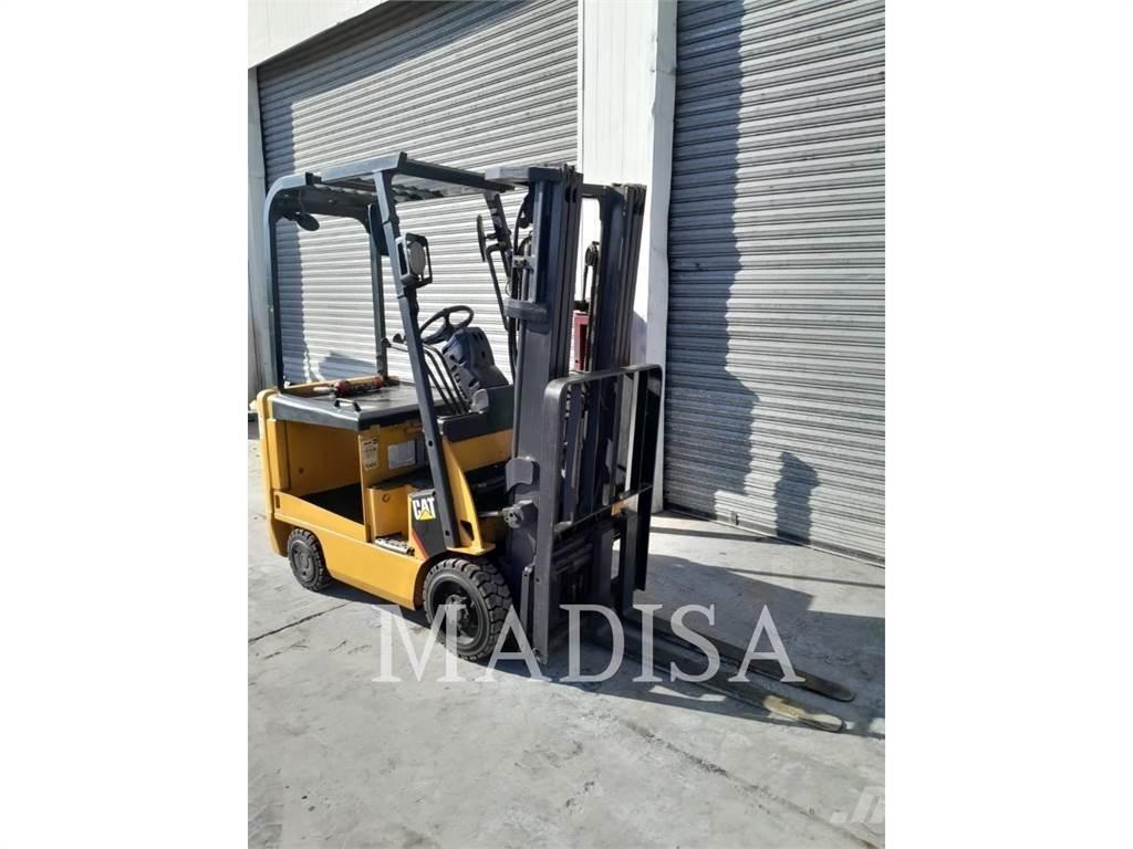CAT LIFT TRUCKS E3500-AC 堆高機(叉車)-其他