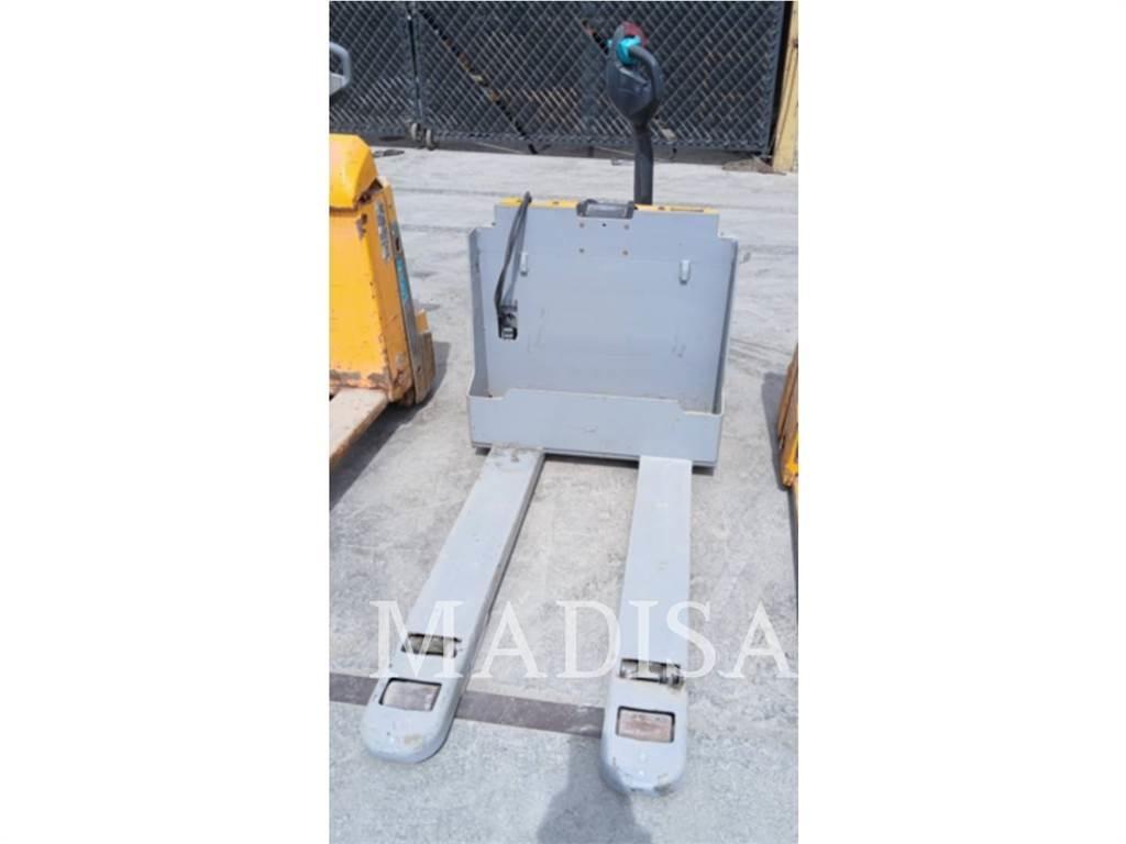 CAT LIFT TRUCKS EJE120E 集材機
