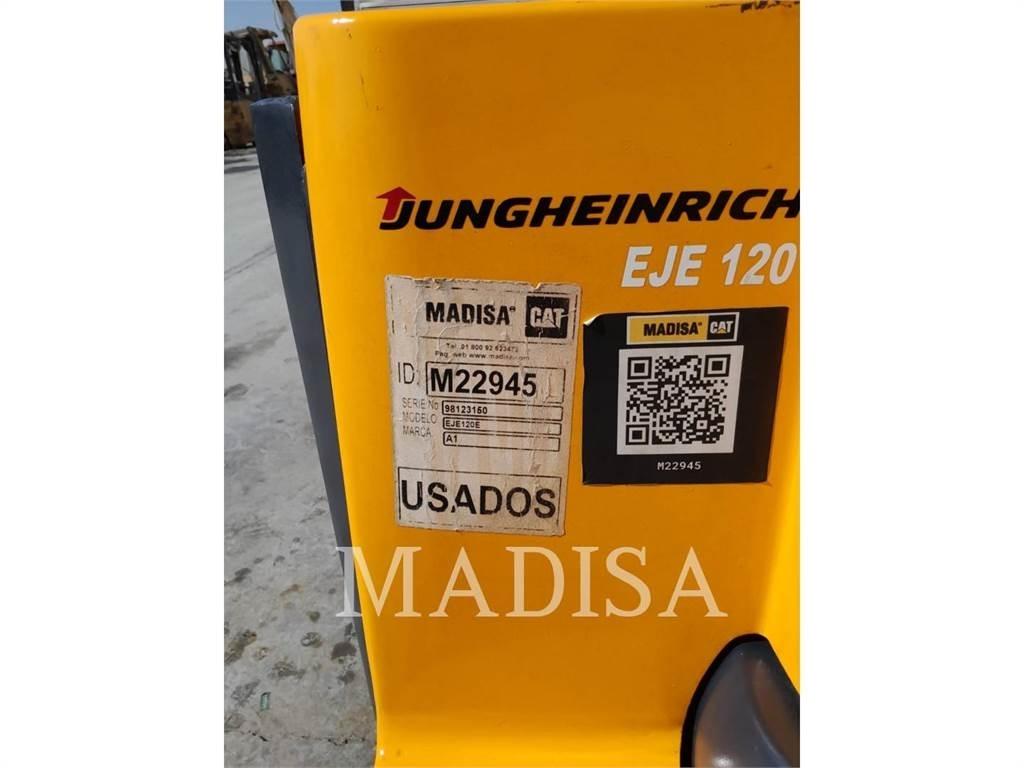 CAT LIFT TRUCKS EJE120E 高爾夫球車
