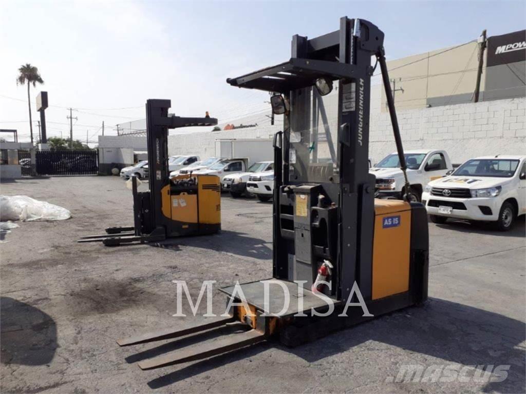 CAT LIFT TRUCKS EKS308 電動堆高機